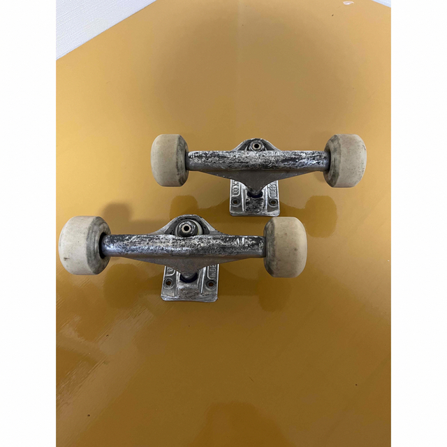 Independent skateboard トラック　セット