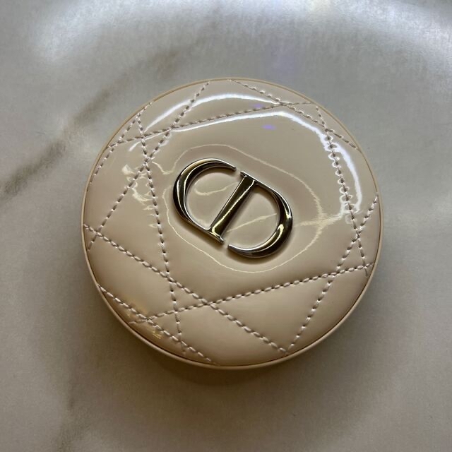 Christian Dior(クリスチャンディオール)のDior フェイスパウダー コスメ/美容のベースメイク/化粧品(フェイスパウダー)の商品写真
