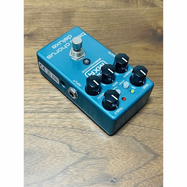 (新品同様) MXR M83 Bass Chorus Deluxe エフェクター 楽器のベース(ベースエフェクター)の商品写真