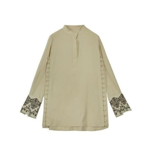 Ameri VINTAGE(アメリヴィンテージ)のAMERI EMBROIDERY CUFF BLOUSE 正規品 レディースのトップス(シャツ/ブラウス(長袖/七分))の商品写真