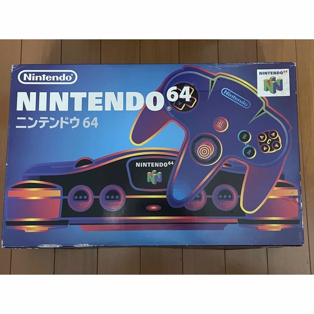 NINTENDO 64(ニンテンドウ64)の【期間限定】ニンテンドー64 本体セット メモリー拡張パック付【中古】 エンタメ/ホビーのゲームソフト/ゲーム機本体(その他)の商品写真