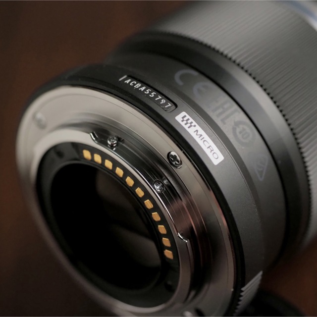 OLYMPUS(オリンパス)の新同・おまけ多数♪ M.ZUIKO Premium 30mm F3.5 マクロ スマホ/家電/カメラのカメラ(レンズ(単焦点))の商品写真