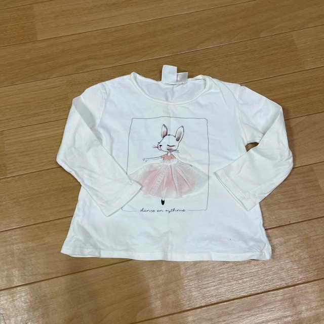 ZARA(ザラ)のZARA キッズ　ロンT 長袖　2〜3歳　 キッズ/ベビー/マタニティのキッズ服女の子用(90cm~)(Tシャツ/カットソー)の商品写真