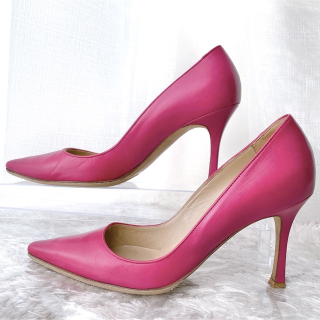 MANOLO BLAHNIK マノロブラニク ヒールパンプス ポイントトゥ MANOLO BLAHNIK マノロブラニク ヒールパンプス ポイントトゥ