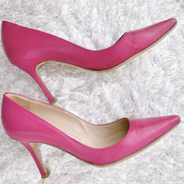 MANOLO BLAHNIK マノロブラニク ヒールパンプス ポイントトゥ MANOLO BLAHNIK マノロブラニク ヒールパンプス ポイントトゥ