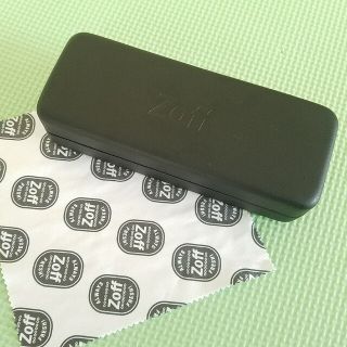 ゾフ(Zoff)のZoff メガネケース ブラック×モスグリーン ハードケース 眼鏡拭き付き ゾフ(サングラス/メガネ)