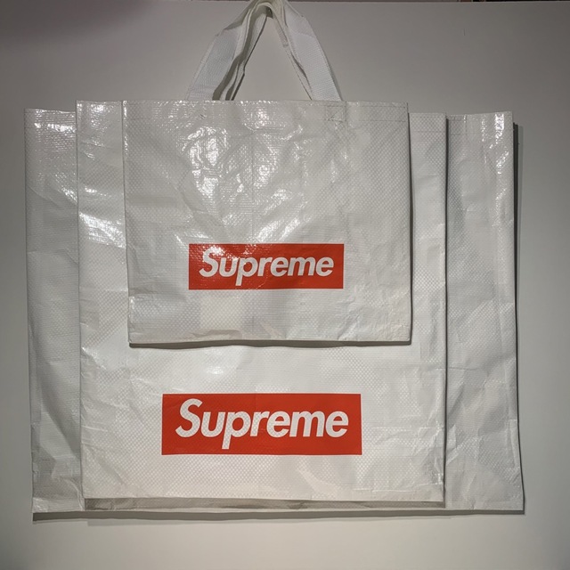 Supreme(シュプリーム)のMサイズ1枚 シュプリーム　ショッパー　エコバッグ　ボックスロゴ　ボゴ メンズのバッグ(エコバッグ)の商品写真