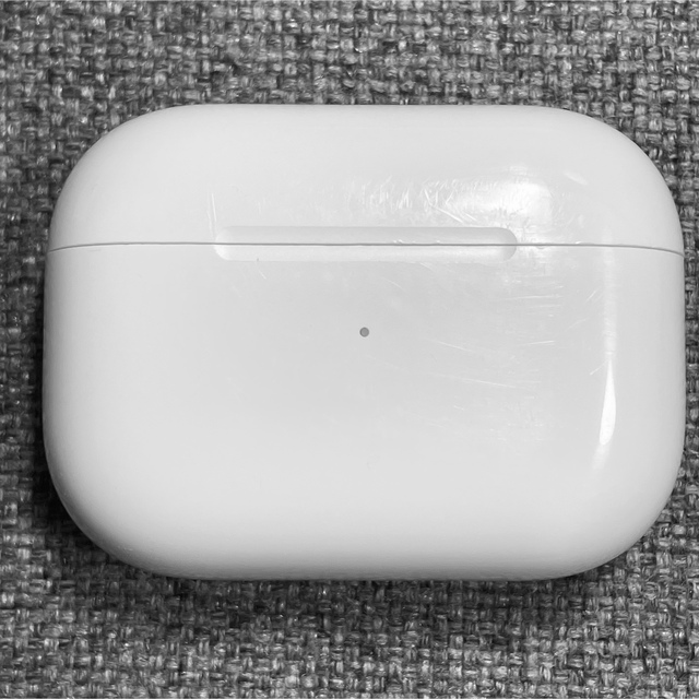 Apple AirPods Pro 充電ケースのみ 693