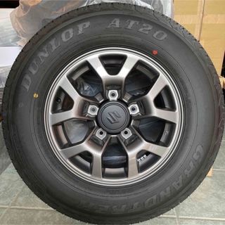 ブリヂストン(BRIDGESTONE)のジムニーシエラ JB74W　純正  15インチタイヤ4本＋スペアタイヤ　計5本(タイヤ・ホイールセット)