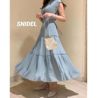 スナイデル(SNIDEL)のSNIDEL ティアードプリーツワンピース(ロングワンピース/マキシワンピース)