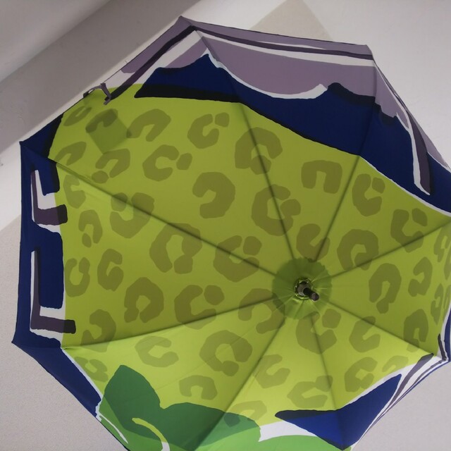 オッタイピイヌ　雨傘 「レオパード」豹柄　鈴木マサル レディースのファッション小物(傘)の商品写真