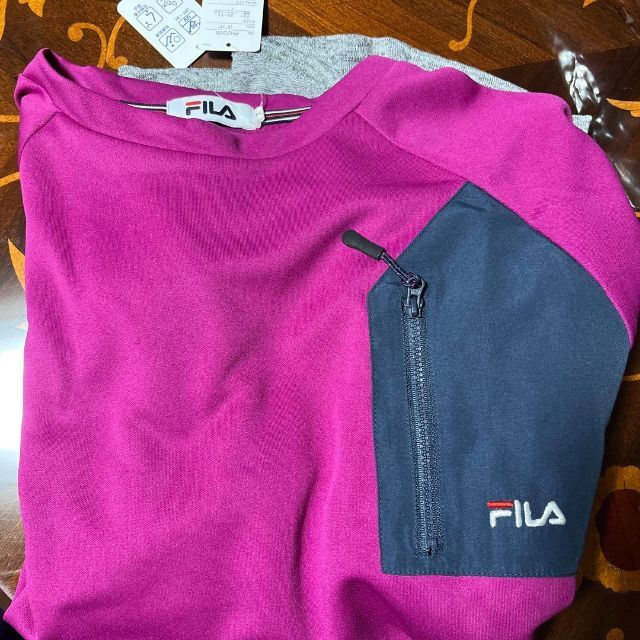 FILA(フィラ)の★FILA ポケット付きトレーナー　チュニック風　L レディースのトップス(チュニック)の商品写真