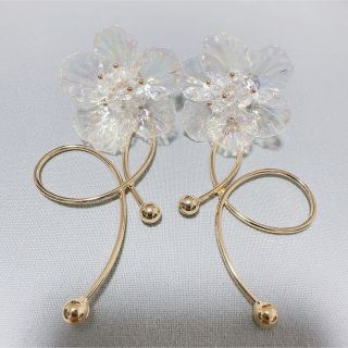 Aurora flower × gold pierce(ピアス)