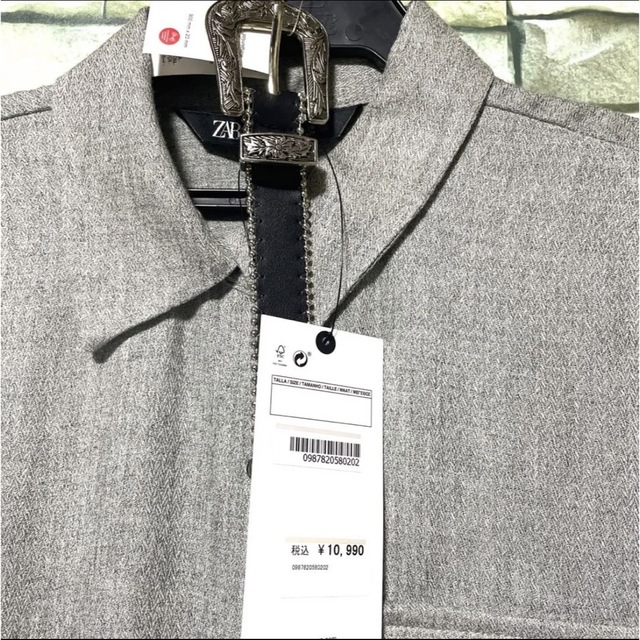 ZARA(ザラ)の☆新品　ベルトシャツワンピース レディースのワンピース(ロングワンピース/マキシワンピース)の商品写真