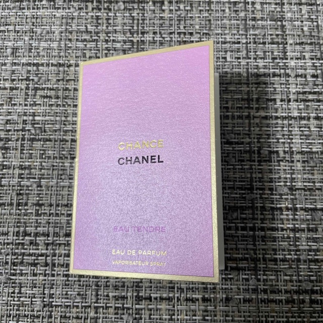CHANEL(シャネル)のCHANEL シャネル　チャンス　オータンドゥル　サンプル コスメ/美容のキット/セット(サンプル/トライアルキット)の商品写真