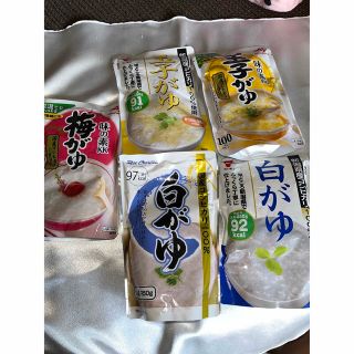 アジノモト(味の素)のレトルト 白がゆ 梅がゆ 玉子がゆ　5点セット(レトルト食品)