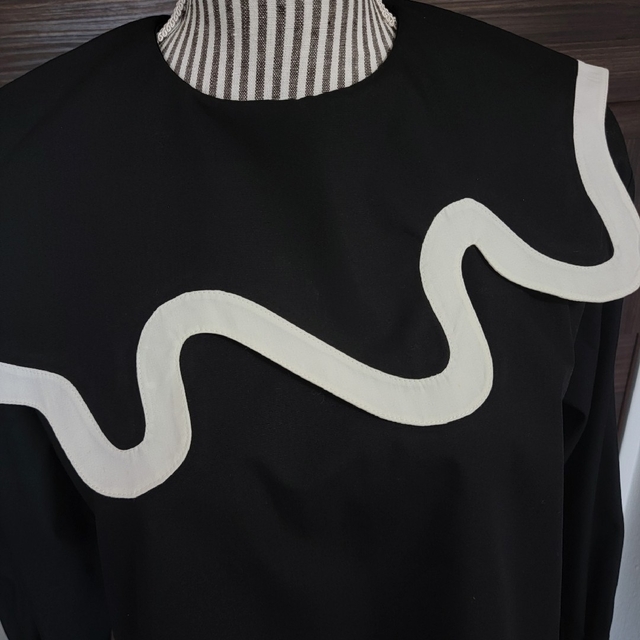 CELFORD(セルフォード)の専用♡リンカブル ピエロ ブラウス ブラック ホワイト F  長袖 襟つき レディースのトップス(シャツ/ブラウス(長袖/七分))の商品写真