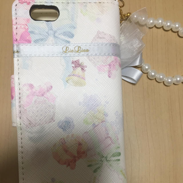 LIZ LISA(リズリサ)のリズリサ プレゼント柄iPhone スマホ/家電/カメラのスマホアクセサリー(iPhoneケース)の商品写真