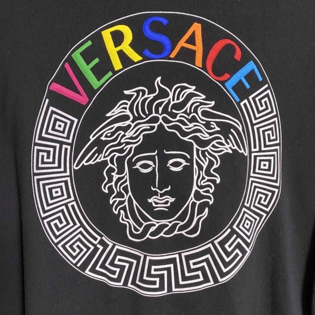 美品 本物 正規品 VERSACE メンズ パーカー スウェット 黒 ロゴ刺繍