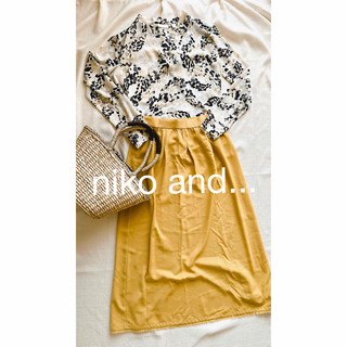 ニコアンド(niko and...)の春夏にぴったり♪イエロースカートで涼しげコーデ(ひざ丈スカート)