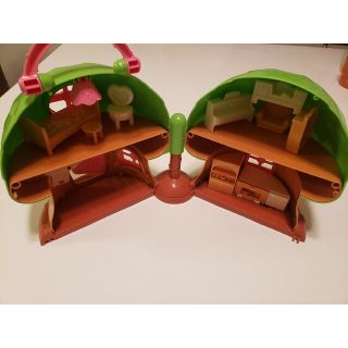 木のおうち(知育玩具)