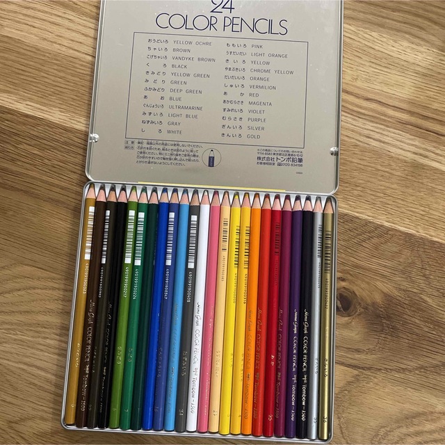 トンボ鉛筆(トンボエンピツ)のトンボ鉛筆 色鉛筆 COLOR PENCILS 24色 エンタメ/ホビーのアート用品(色鉛筆)の商品写真
