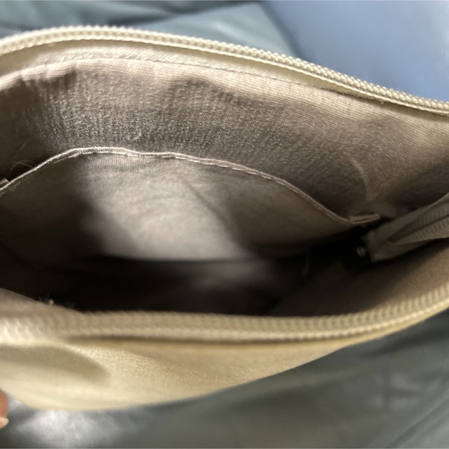 フェイクレザー　ショルダーバッグ　グレー レディースのバッグ(ショルダーバッグ)の商品写真