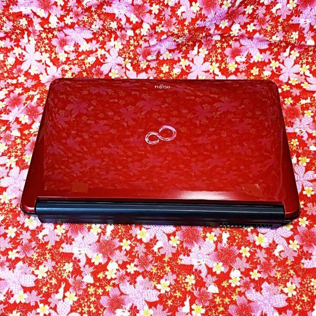 大人気レッド】カメラ⭐️大容量640GB⭐️在宅ワークにも使えるノート