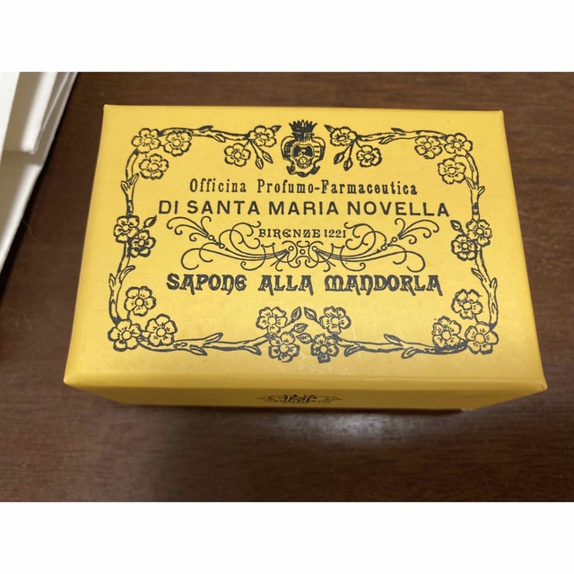 Santa Maria Novella(サンタマリアノヴェッラ)のサンタマリア　アーモンドソープ コスメ/美容のボディケア(ボディソープ/石鹸)の商品写真