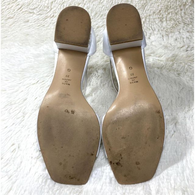 DIANA(ダイアナ)のDIANA ダイアナ パンプス ヒールストーン 本革 ホワイト 23cm レディースの靴/シューズ(ハイヒール/パンプス)の商品写真