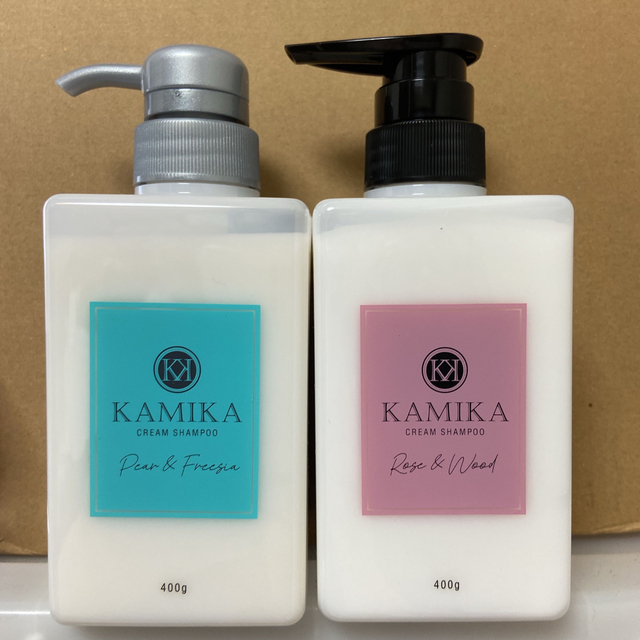 KAMIKA - KAMIKA 黒髪クリームシャンプー ローズ&ウッド 洋梨 ...