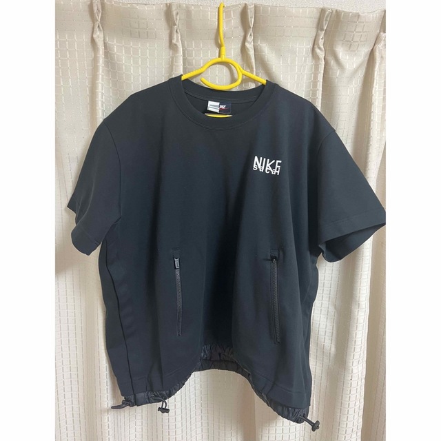 sacai(サカイ)のNike x sacai Short Sleeve Top Black XXL メンズのトップス(Tシャツ/カットソー(半袖/袖なし))の商品写真