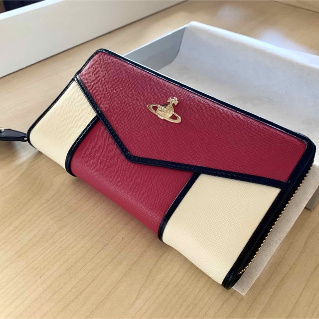 新品♪Vivienne Westwood 】長財布/白×赤/箱袋付-