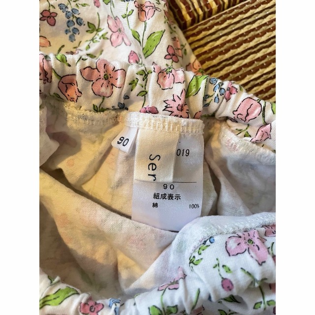 Seraph(セラフ)のセラフ　花柄スカート キッズ/ベビー/マタニティのキッズ服女の子用(90cm~)(スカート)の商品写真
