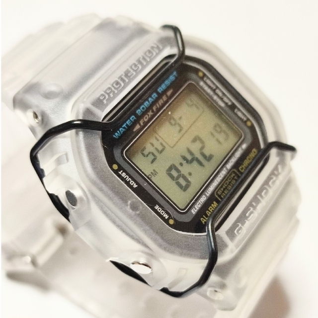 G-SHOCK バンパープロテクター DW-5600  GW-M5610 社外 メンズの時計(腕時計(デジタル))の商品写真