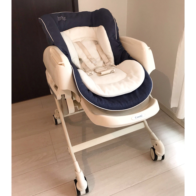 夏セール開催中 MAX80%OFF! 【美品】コンビ ネムリラ オート