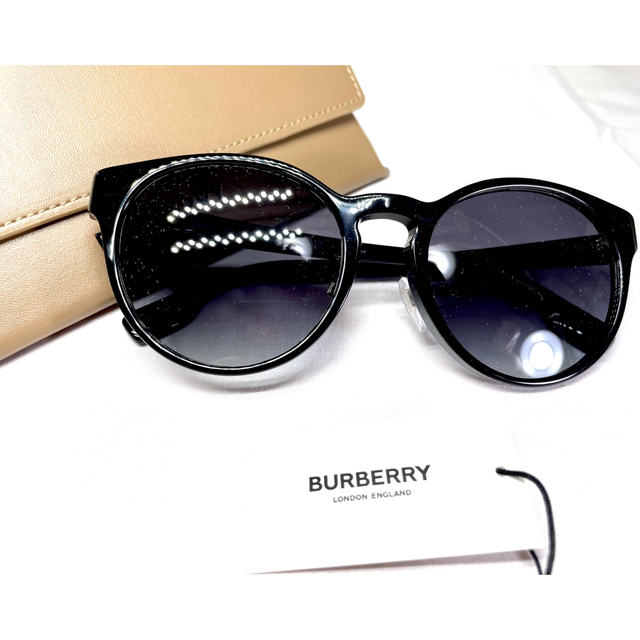 BURBERRY(バーバリー)の【BURBERRY】　バーバリー　サングラス　BE4351Dブラック　国内正規品 メンズのファッション小物(サングラス/メガネ)の商品写真
