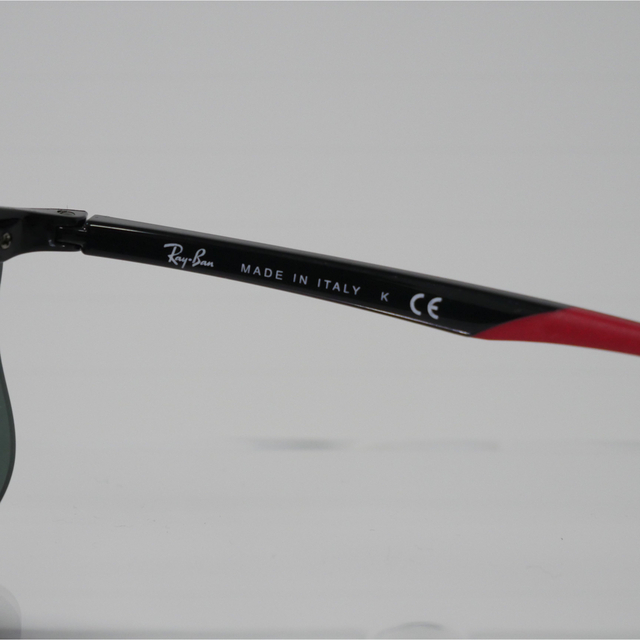 Ray-Ban(レイバン)の【新品・未使用】Ray Ban サングラス Ferrari フェラーリ メンズのファッション小物(サングラス/メガネ)の商品写真