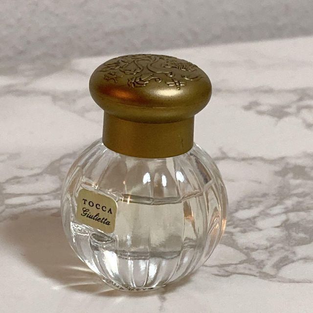 TOCCA(トッカ)の美品　TOCCA トッカ　オードパルファム　ジュリエッタ　5ml 香水　ミニ香水 コスメ/美容の香水(香水(女性用))の商品写真