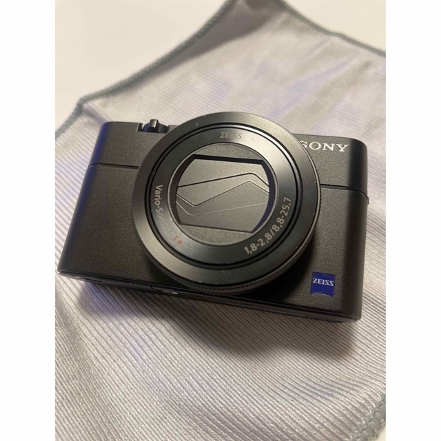 SONY(ソニー)のDSC-RX100M5 スマホ/家電/カメラのカメラ(コンパクトデジタルカメラ)の商品写真