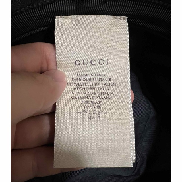 Gucci(グッチ)のグッチ　GUCCI ロゴ バケットハット　バケハ　XL 2L LL  ブラック メンズの帽子(ハット)の商品写真