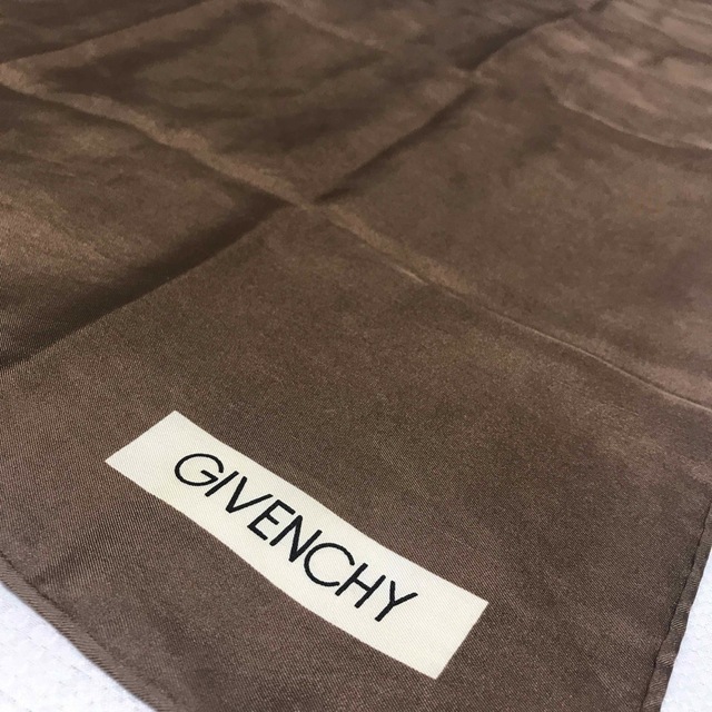 GIVENCHY(ジバンシィ)のジバンシー　スカーフ レディースのファッション小物(バンダナ/スカーフ)の商品写真