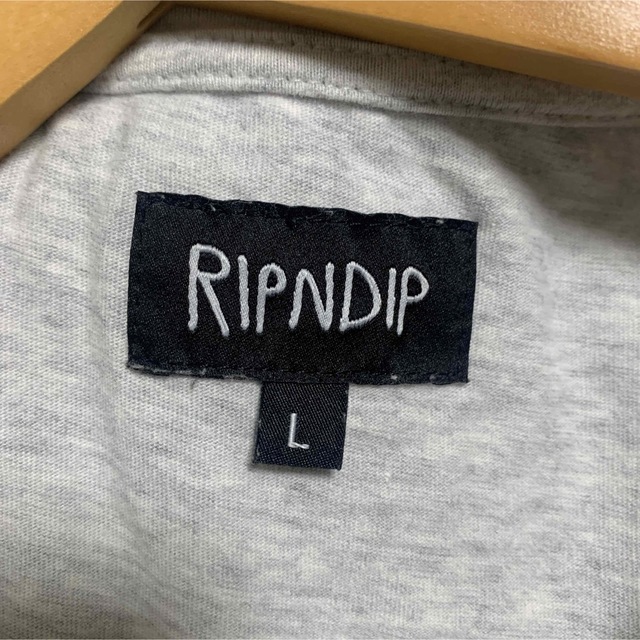 RIPNDIP - RIPNDIP【リップンディップ】ネコ 刺繍 ロゴ Tの通販 by KT