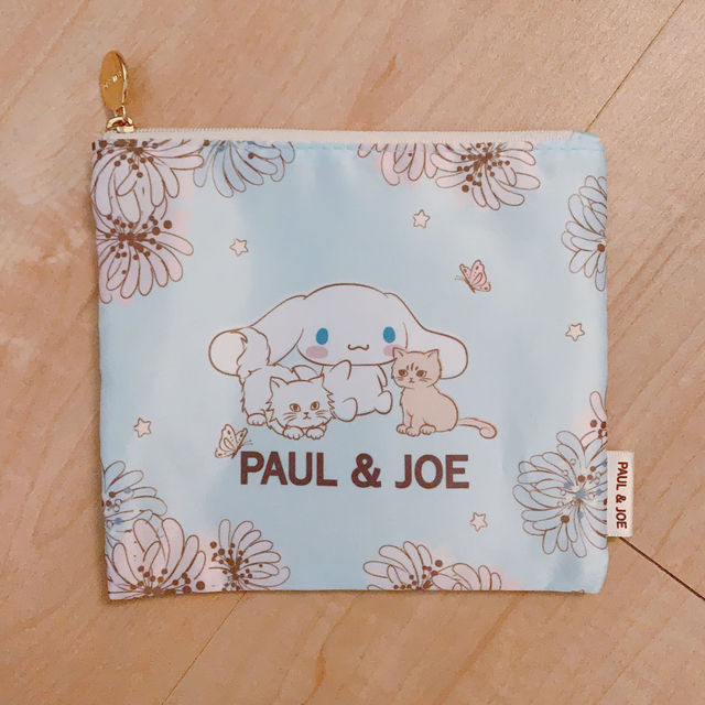 PAUL & JOE(ポールアンドジョー)のPAUL&JOE シナモンポーチ レディースのファッション小物(ポーチ)の商品写真