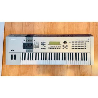 ヤマハ(ヤマハ)の【値下げしました】YAMAHA motif6 シンセサイザー　(キーボード/シンセサイザー)