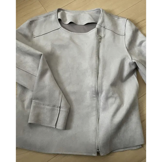薄手のライダージャケット レディースのジャケット/アウター(ライダースジャケット)の商品写真