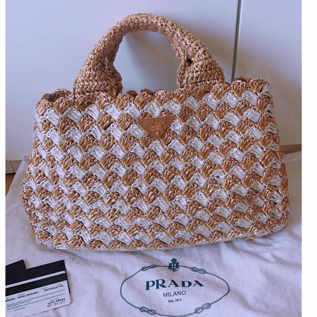 登場! ラフィア トートバッグ プラダ PRADA - PRADA かご カナパ かご