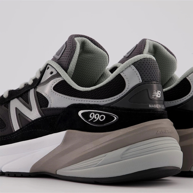 New Balance(ニューバランス)の【新品・未試着】New Balance M990v6 BK6 990 V6 27 メンズの靴/シューズ(スニーカー)の商品写真