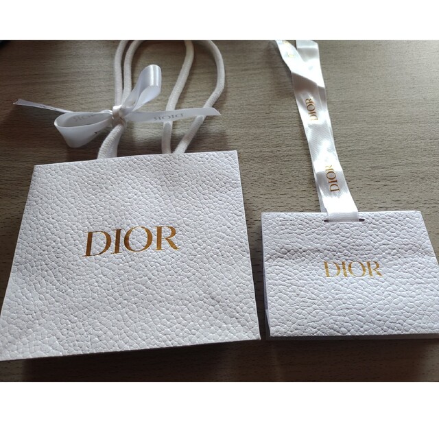 Christian Dior(クリスチャンディオール)のディオール　紙袋 レディースのバッグ(ショップ袋)の商品写真