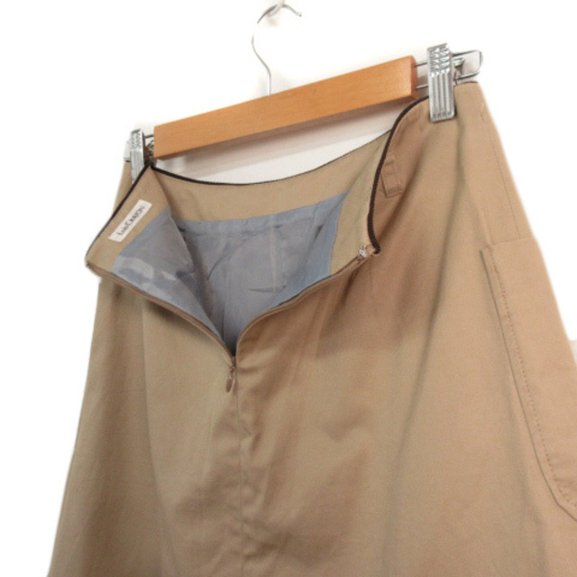 Lois CRAYON(ロイスクレヨン)のロイスクレヨン Lois CRAYON フロントタックスカート M ベージュ レディースのスカート(ひざ丈スカート)の商品写真